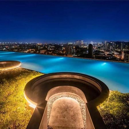 Modern Style Room With Sky Pool 古城边天际泳池公寓 شيانغ ماي المظهر الخارجي الصورة